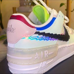 Nike Air Force 1 Shadow SE 'Pixel Swoosh - Barely Green'